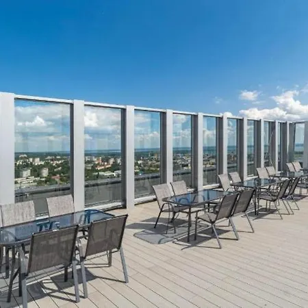 Hanza Tower Roxy Pool & Jacuzzi & Sauna Appartement