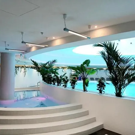 Apartment Hanza Tower Roxy Spa Pool & Jacuzzi & Sauna Szczecin